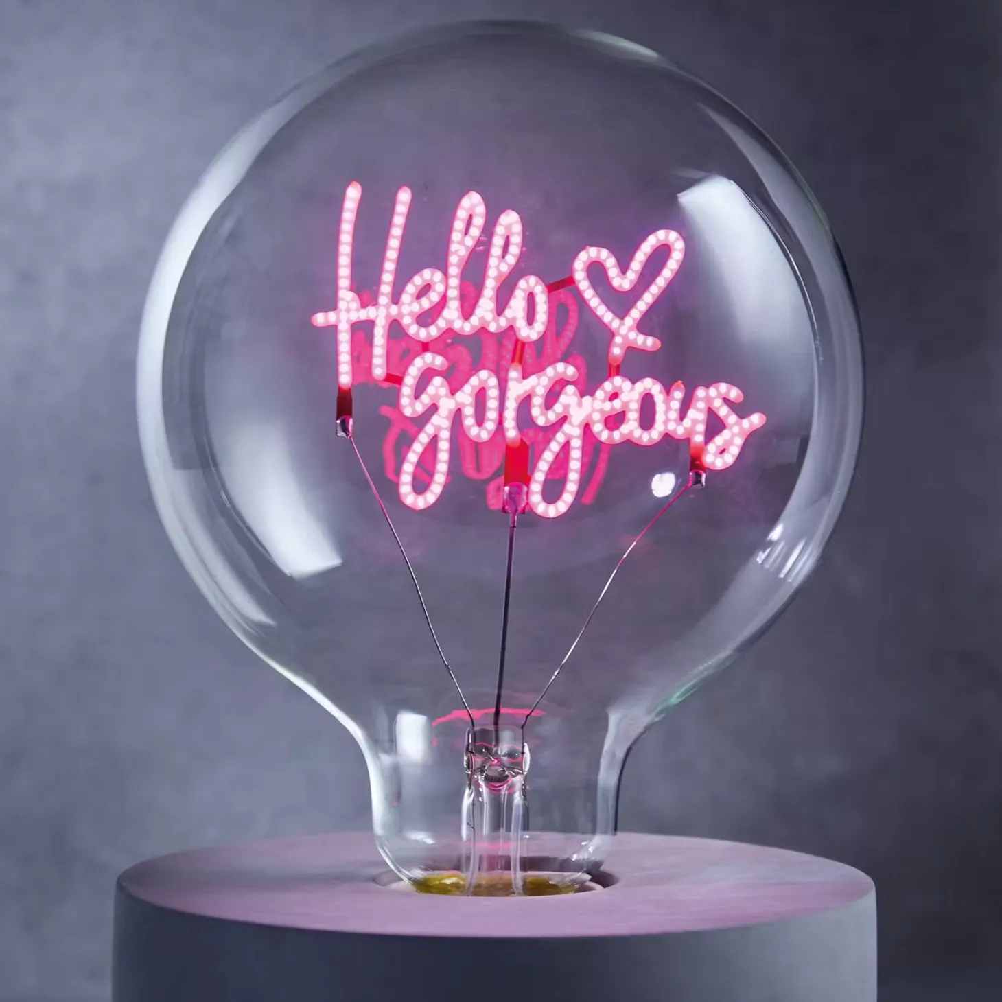 BRIGHT LIGHT LED-Glühlampe Hello
