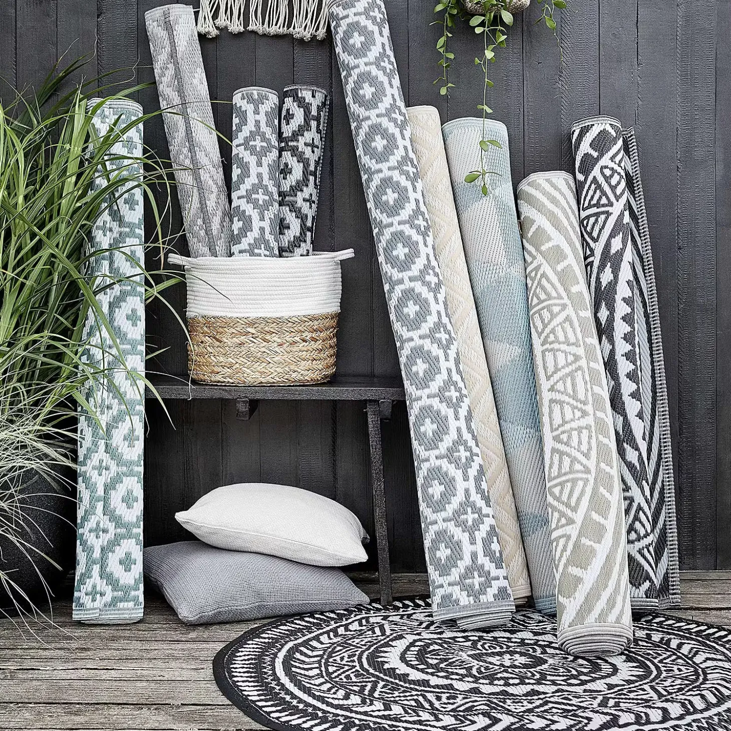 COLOUR CLASH In-/Outdoorteppich Ethno