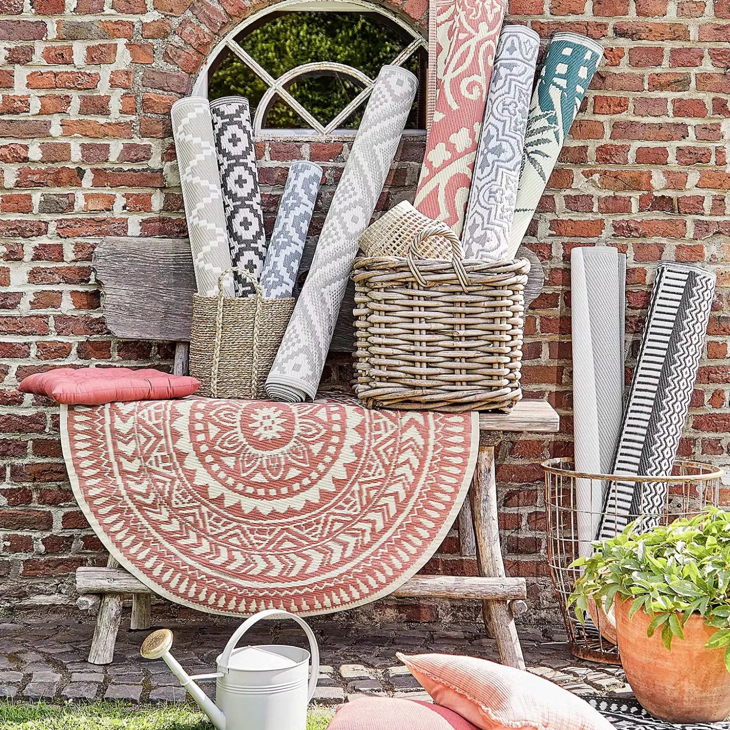 COLOUR CLASH In-/Outdoorteppich Ethno