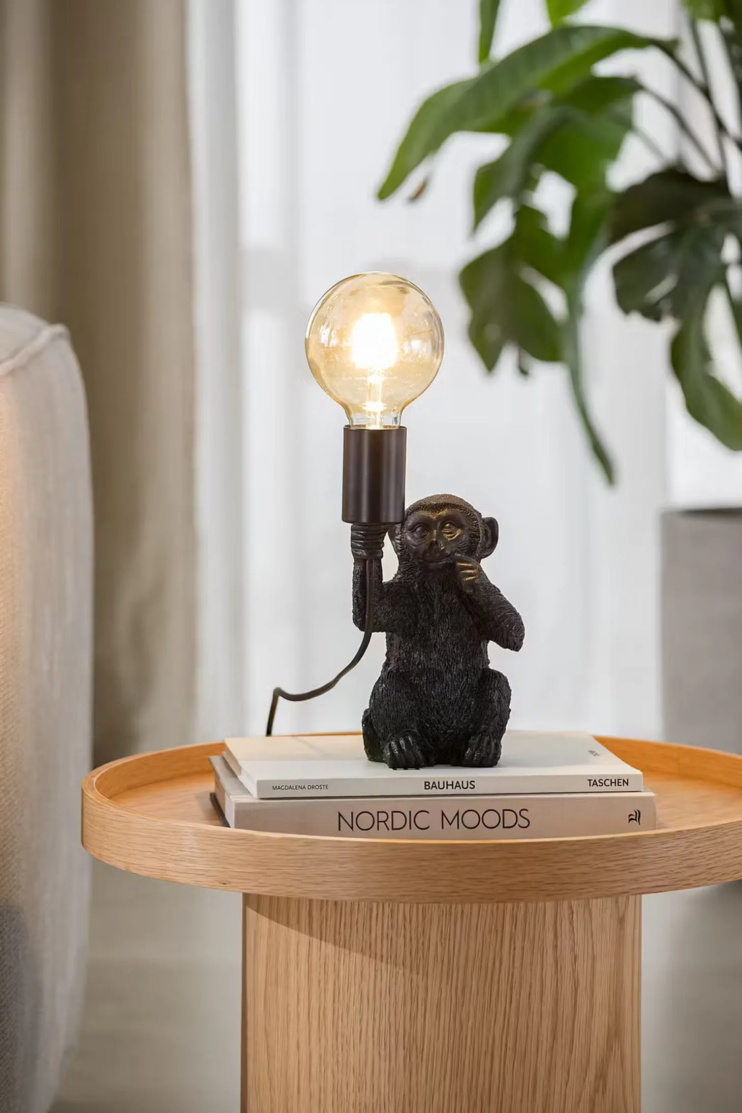 MONKEY TOWN Affe Tischleuchte