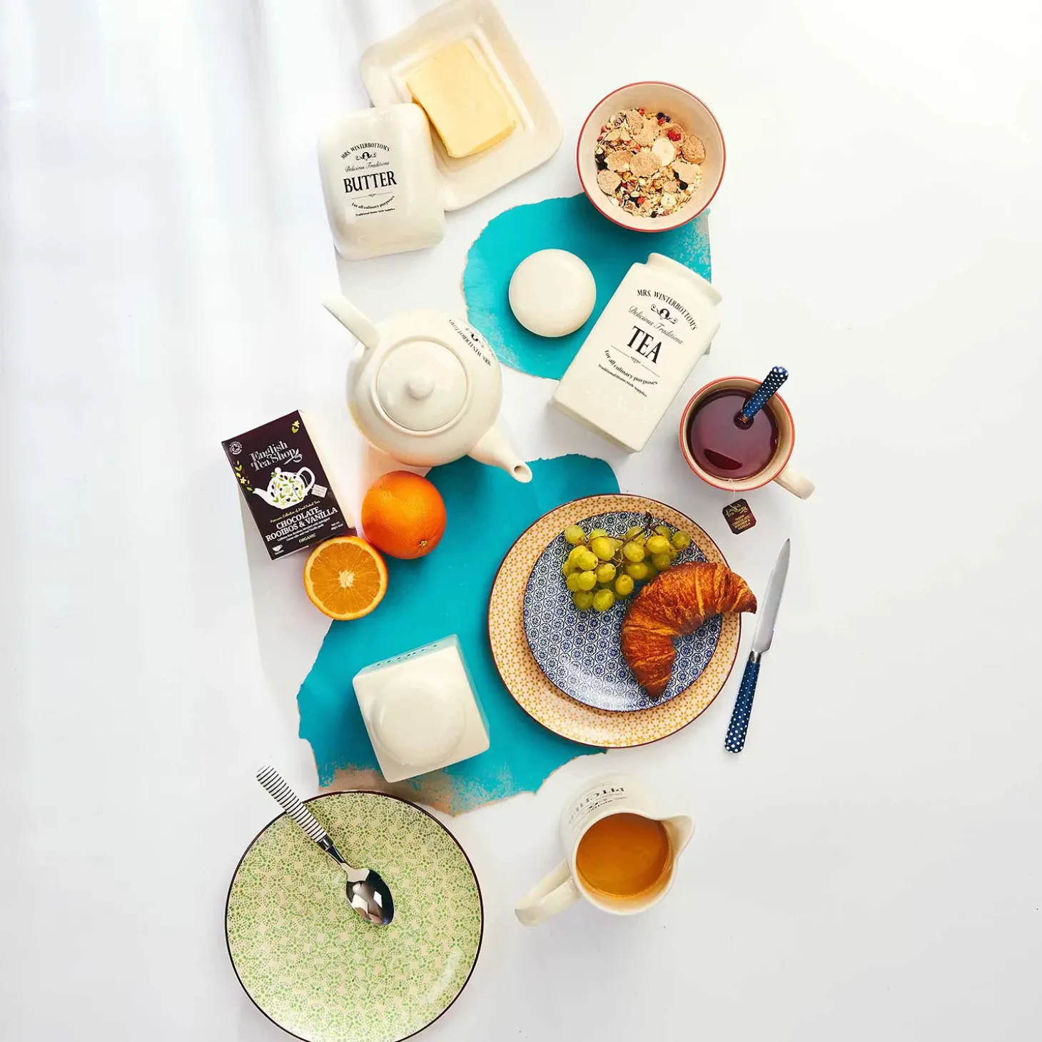 MRS. WINTERBOTTOM'S Teedose